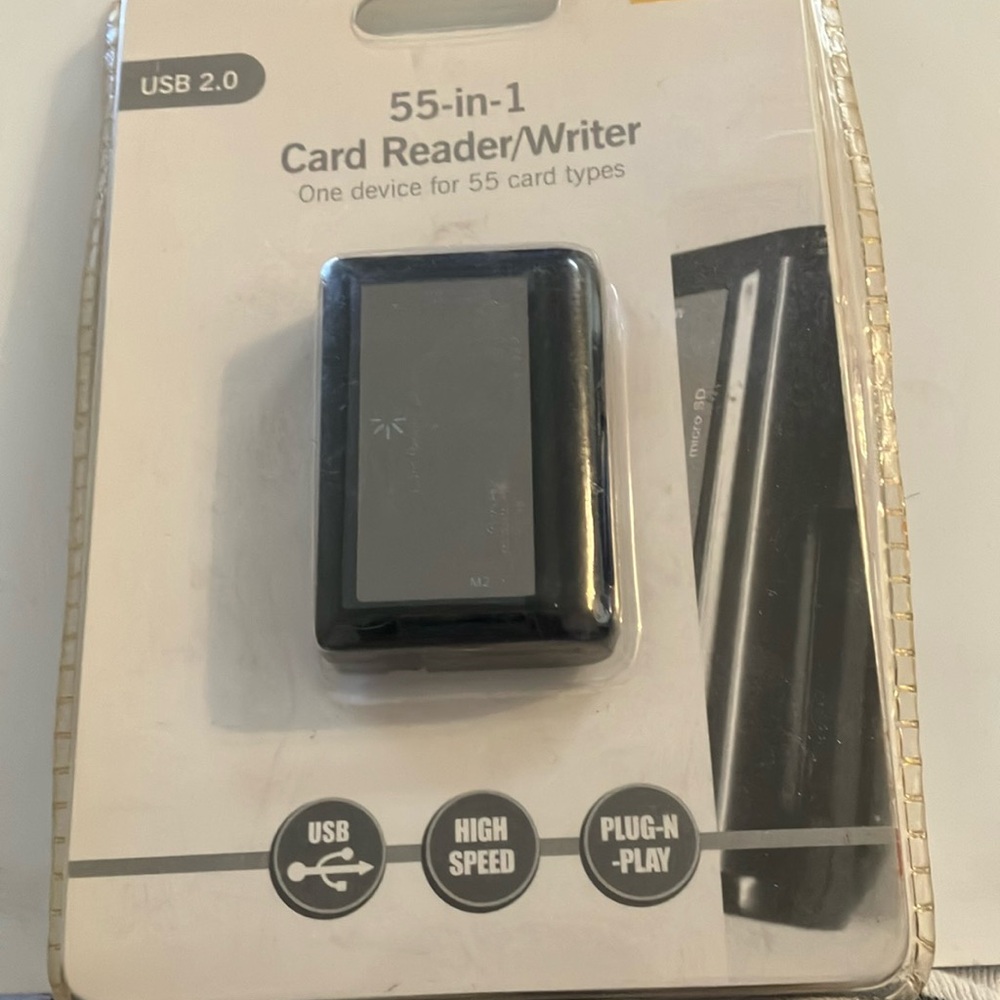 Brand new case logic 55 in 1 card reader/writer